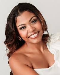 Dahlia Luera's Instagram, Twitter & Facebook