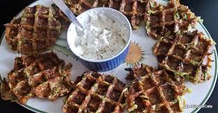 Le Blog De Cata Gaufres Salees Aux Courgettes Carottes Et Farine D En 2020 Gaufres Salees Courgette Carotte Recette De Cuisine Simple
