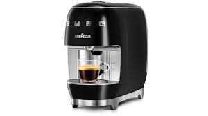 Buy them at the official store. Buy Lavazza A Modo Mio Smeg Capsule Coffee Machine Black Harvey Norman Au