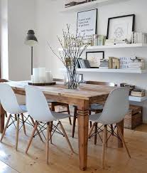 Wir Feiern Heute Den Vize Freitag Und Laden Ein Paar Freunde Zum Essen Ein Ins Dining Room Chairs Modern Contemporary Dining Room Sets Dining Room Wall Decor