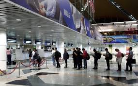 By logging into the immigration department of malaysia, citizens can see their current status online. Malaysians In Suspected List Can T Go Overseas Causing Long Queues At Klia