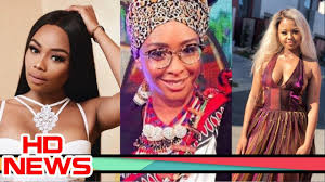 It is not clear whether they got married or not. Robert Marawa Biography Age Parents Baby Wife Wedding Girlfriend Salary Nationality Youtube