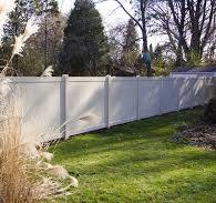 Tri-Max II Vinyl Privacy Fence | Digger Specialties