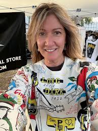 Enjoying Petty Nation's Tom Tuesday posts, looking forward to seeing more  creative photos tomorrow