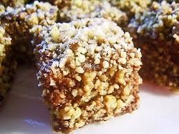 Incepem prin a separa ouale. Prajitura Tavalita Cu Ciocolata Dulciuri Fel De Fel