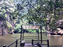 It is not gazetted as a tourist spot due to overlapping ownership of areas leading to the lake, tan told thanks to social media, tasik cermin or mirror lake at gunung rapat is receiving the much needed recognition from internet users instead. Tasik Cermin Visit Ipoh S Idyllic Lake While You Still Can