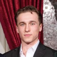 500+ perfiles de «Gillibrand»