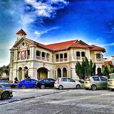Seperti dilansir dari wikipedia, kfc (dulu dikenal dengan nama kentucky fried chicken) adalah suatu merek dagang waralaba dari yum! The Oldest Kfc In Penang Is Closing Down For Good After 32 Years Of Operation
