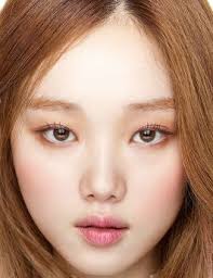 Lee began her entertainment career as a model where she competed at the local super model contest in 2008. Lee Sung Kyung Lee Sung Lee Sung Kyung Lee Sung Kyung Makeup