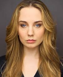 Victoria Hutton's Instagram, Twitter & Facebook