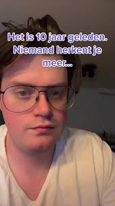 Witte chocolade song by Zanger Raymond