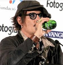 Johnny depp is hoping for a brighter year ahead, as he wishes fans happy holidays amid a hard time for everyone. Reemdepp Johnny Depp Deserves Justice On Twitter Johnny Depp During Minamata Press Conference At Bcnfilmfest2021 On April16 2021 Alex Fischer