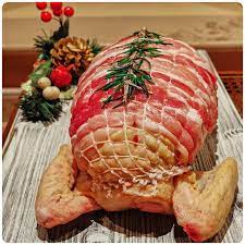 Si consiglia una cottura in forno a 220° per circa 90 minuti. Pollo Disossato Ripieno Da 1 5 Kg Macelleria F Lli Vitale