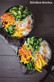 Glasnudelsalat Nach Vietnamesischer Art Rezept Mit Video Rezept Glasnudelsalat Nudelsalat Glasnudelsalat Rezept