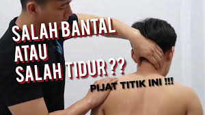 Beberapa orang bahkan sampai susah menoleh kerana hal ini. Susah Noleh Karena Salah Tidur Salah Bantal Wajib Nonton Ini Youtube