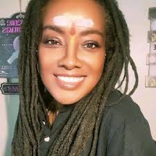 Kevin Bieksa rocking the Dougie Gilmours.