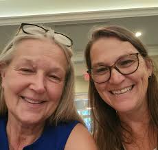 So grateful for this amazing lady! Not only does she generously volunteer  her time to help me at work, but she also supports my business, and I  couldn't be more thankful! 🖤