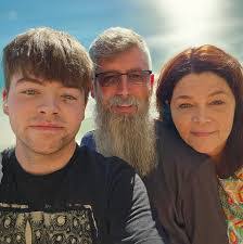 Alexandria Dutton's Instagram, Twitter & Facebook