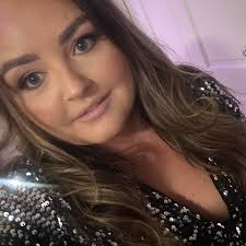 is anyone thinking of doing primary teaching next year, and which uni?