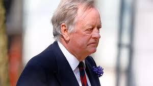 Los cuernos consentidos de Andrew Parker-Bowles con Carlos III