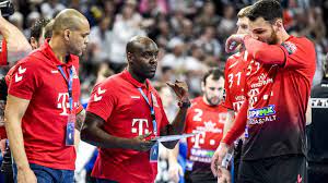 Momir ilic befejezi profi pályafutását és segédedzői feladatokat fog ellátni a veszprémi kézilabda klubon belül. Elmarad A Telekom Veszprem Ikonjait Bucsuztato Galamerkozes 24 Hu