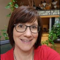 Janeen Thompson's Instagram, Twitter & Facebook