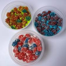 Blue raspberry and green apple