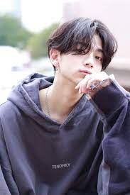 ナチュラルセンターパートマッシュ メンズ 髪型 lipps 原宿 mens hairstyle メンズ ヘアスタイル メンズ ヘアスタイル メンズヘアカット 髪型 男子