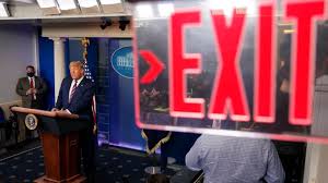 Normalerweise wird die pressekonferenz von der geschäftsleitung des. Wegen Unbelegter Anschuldigungen Us Sender Brechen Ubertragung Von Donald Trumps Pressekonferenz Ab