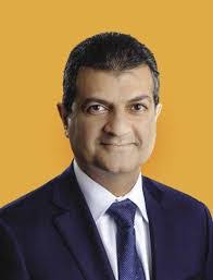 Bruce Goodall's Instagram, Twitter & Facebook