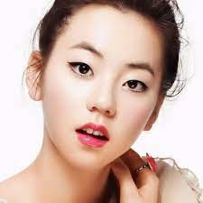 Top 10 Cutest Female Idols With Single Eyelids Ningin Sohee Korean Asian Makeup Korean Eye Makeup Natural Eye Makeup