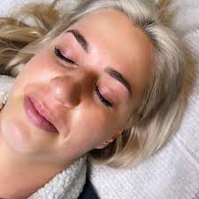 HER.lashandbrowartistry