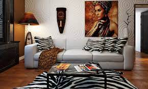 Our african home decor collection consists of authentic and high quality collectibles and decor that were handmade in the continent of africa. Safari Landscapes And Wild Animals Living Room In African Style Hackrea