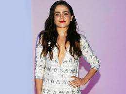 Looking for the definition of mae? Mae Whitman Pregnancy Scare Essay Teen Vogue