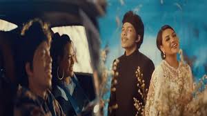 Perempuan paling bahagia october 16, 2018 · wanita selepas bersalin akan ada perubahan hormon yg ketara dan pelbagai lagi masalah yg memberi kesan kepada mereka baik dari mental, fizikal serta emosi. Download Lagu Hari Bahagia Atta Aurel Kado Rahasia Atta Untuk Aurel Halaman All Tribun Pontianak