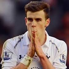 Listen to playlists featuring Hans Zimmer