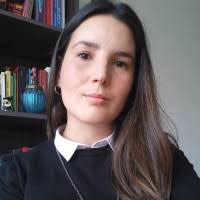 300+ perfiles de «Ward»