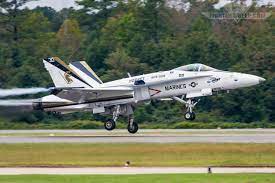 The extra firepower's nice but it feels really sluggish compared to the f7c imho, that and the pricetag really makes me doubt my decision to pick it up. Ask A Fighter Pilot Hornet Vs Super Hornet Sofrep
