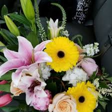 The floral designers at boesen the florist are dedicated. Boesen The Florist 12 Photos 11 Reviews Florists 3422 Beaver Ave Des Moines Ia Phone Number Products Yelp