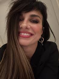 Oggi ho suonato al teatro Apollo di Lecce e ricevuto il premio Pugliesj nel  Mondo. ♥️ Domani non sarò più su Rai 1 a "Domenica in" perché è stata  giustamente stravolta la