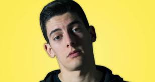 Mixing & Mastering Engineers, Producers & Songwriters who worked with MIKE 