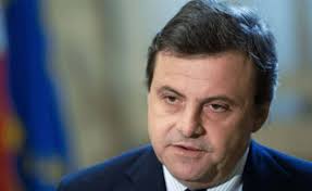 Giornalista e scrittore, fabio calenda. Carlo Calenda Chi E Eta Carriera Vita Privata Cuore