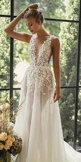 24 Unforgettable Beach Destination Wedding Dresses Wedding Dresses Guide Top Wedding Dresses Wedding Suits For Bride Lace Top Wedding Dress