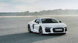 Serie Limitee Plaisir Illimite Premiere Dans Son Genre L Audi R8 Rws Pour Rear Wheel Series Est Le Premier Modele Audi Offe Audi R8 Sports Car Audi Q3