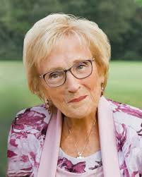 Elizabeth Boss Obituary