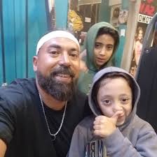 كاروليين عزمي