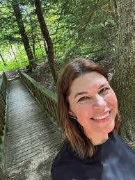 Daisha Dixon's Instagram, Twitter & Facebook