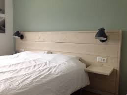 diy steigerhouten hoofdbord met nachtlampjes leen bakker slaapkamerideeen slaapkamer interieur slaapkamer