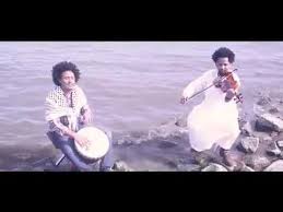 تدور أحداث المسلسل عن صبي ولد مصاباً بالتوحد وبسبب وفاة أخيه وكذلك الأرنب الذي كان يحبه قرر أن يصبح طبيبا ليساعد الآخرين. Ø§Ù„Ù‚Ø·Ø§Ø± Ø¯ÙˆØ± Ø­Ø¯ÙŠØ¯Ùˆ Ø¨ØµÙˆØª Ø­Ø¨Ø´ÙŠ Youtube