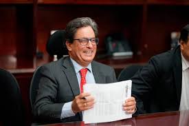 Alberto carrasquilla, ministro de hacienda. Ministro Carrasquilla No Descarta Eliminar Los Intereses De Cesantias Vanguardia Com